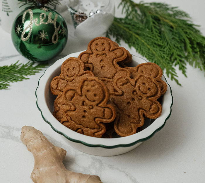 Almond Flour Gingerbread Cookies